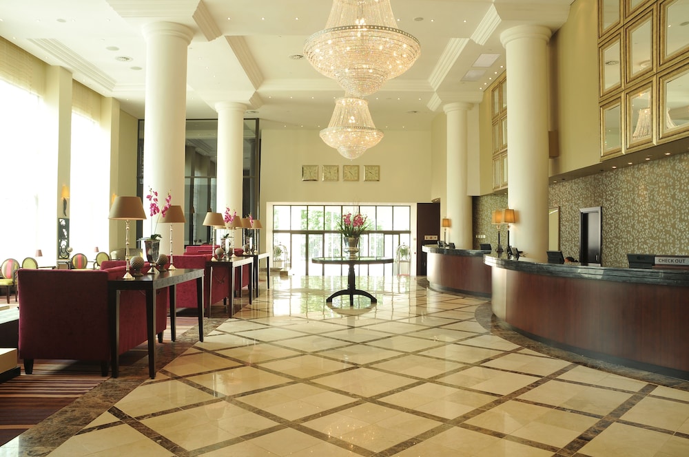 Southern Sun Sandton 8/48