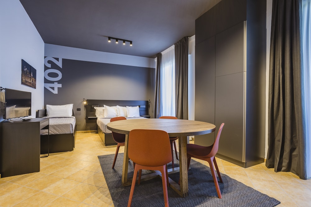 Residence 9 Line 39/50