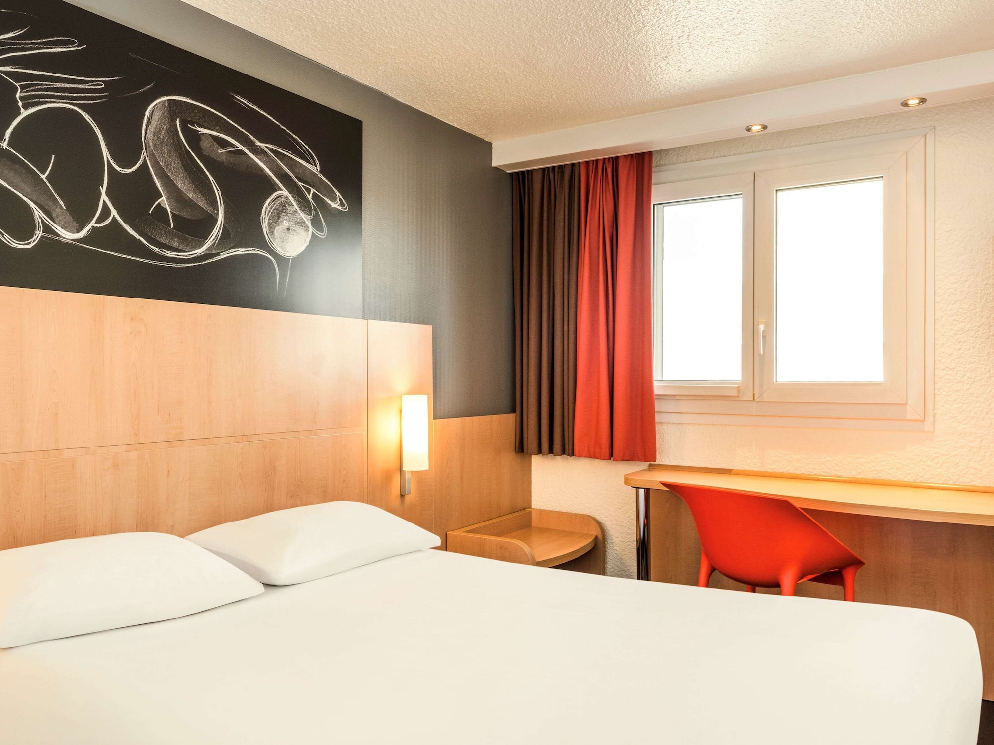 STANDARD, DOUBLE BED