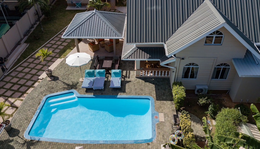 Villa Aya 10/37