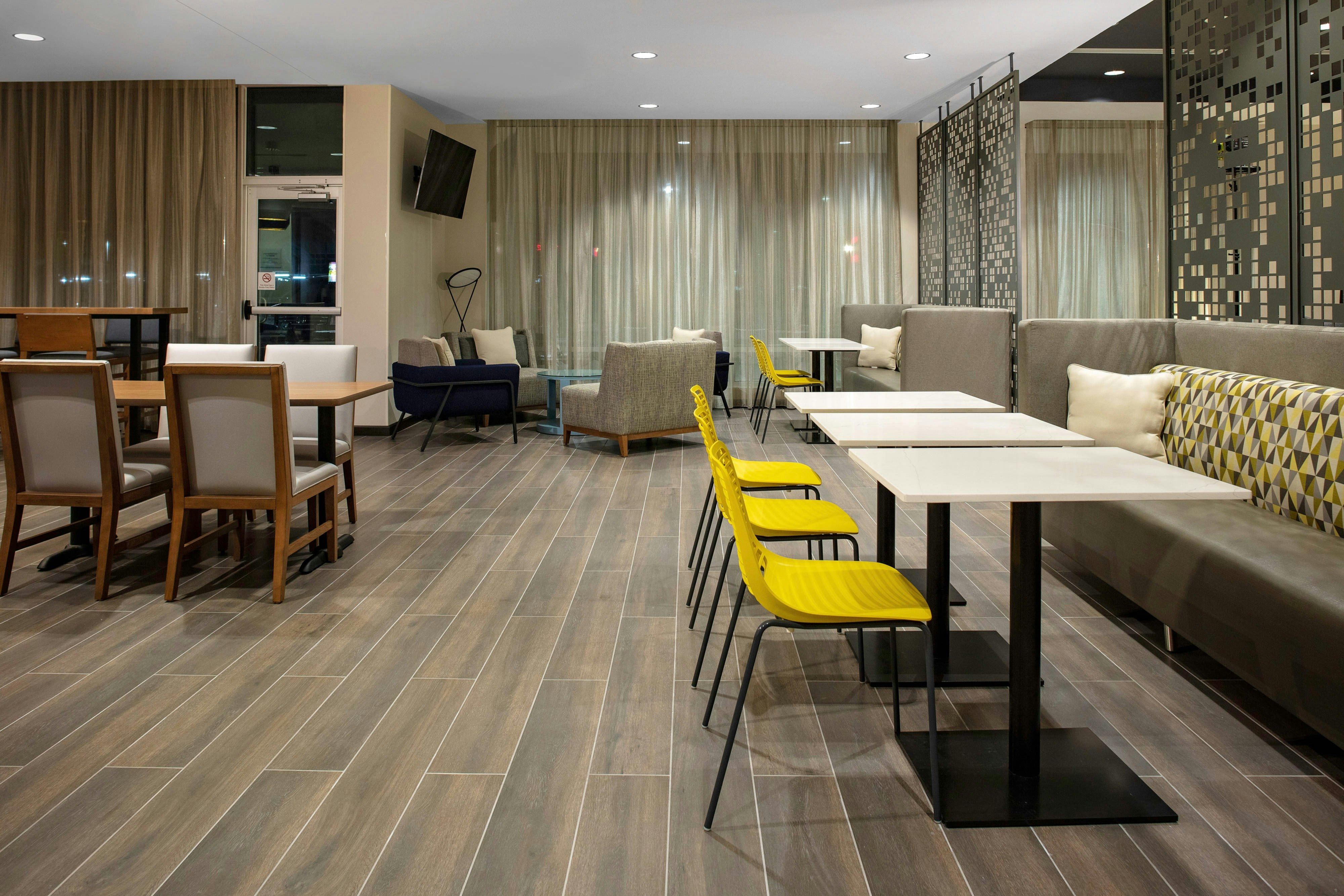 TownePlace Suites by Marriott Orlando Airport 12/26