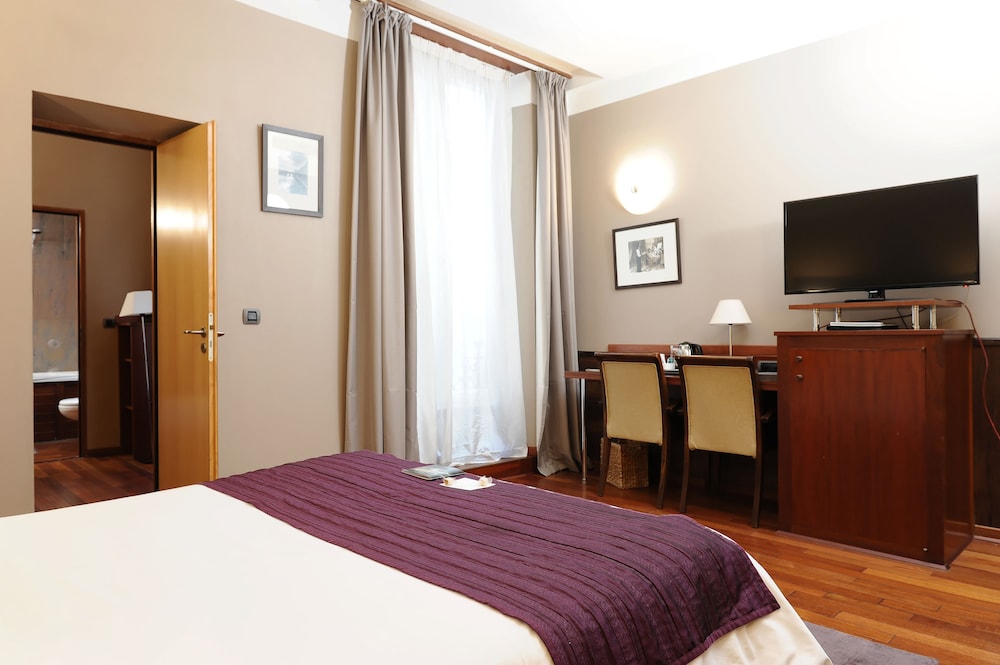 Hotel George Sand Opera Paris 10/50