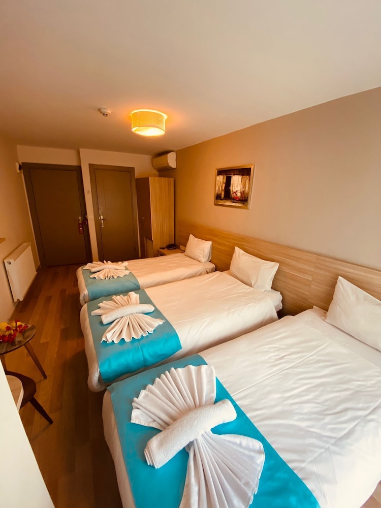 Hotel Ottoman Luxury 8/69