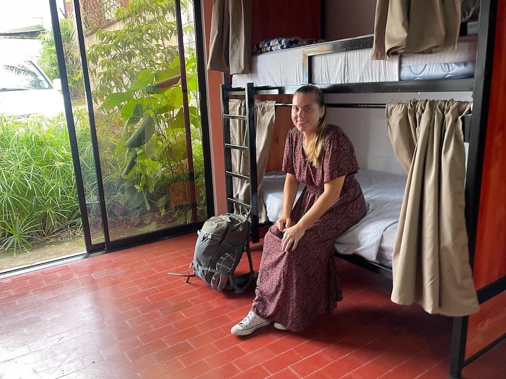 Costa Rica Guesthouse 33/70