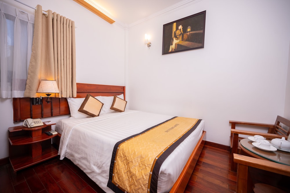 Duc Vuong Hotel 21/86
