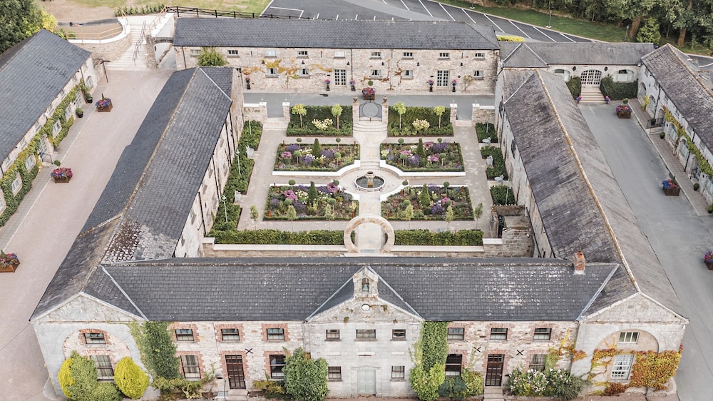Cabra Castle Hotel 3/50