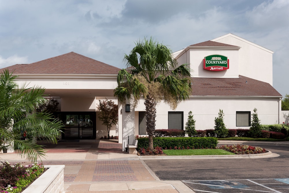Courtyard by Marriott Waco 4/50