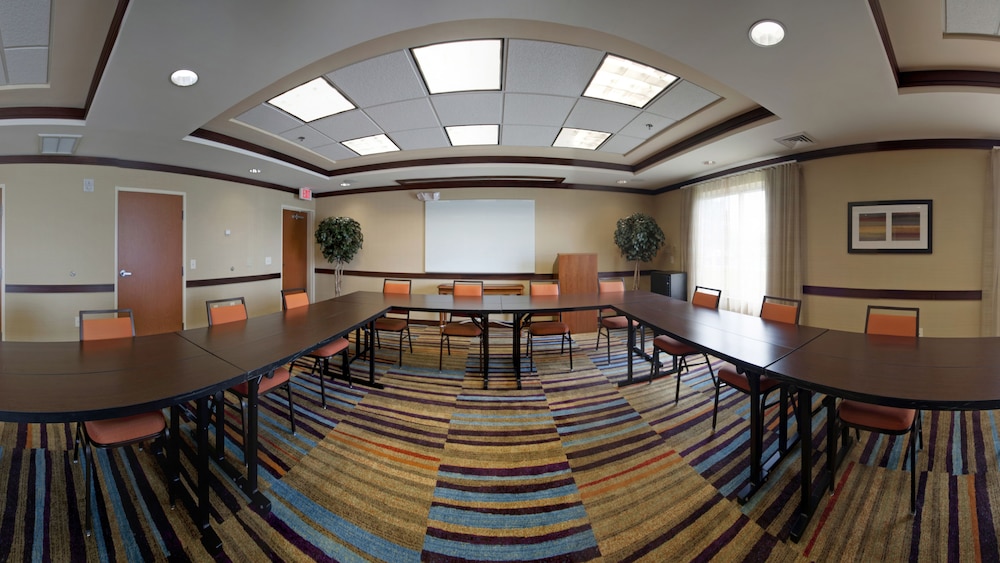 Fairfield Inn And Suites By Marriott Warner Robins 31/31