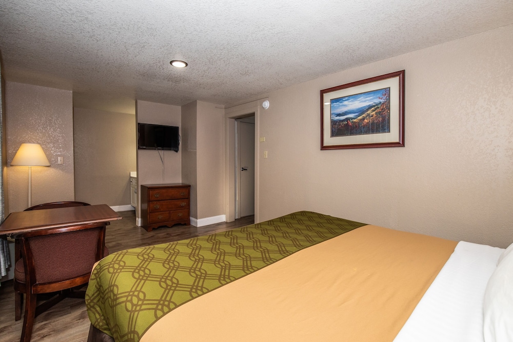 Chalet Inn 13/62
