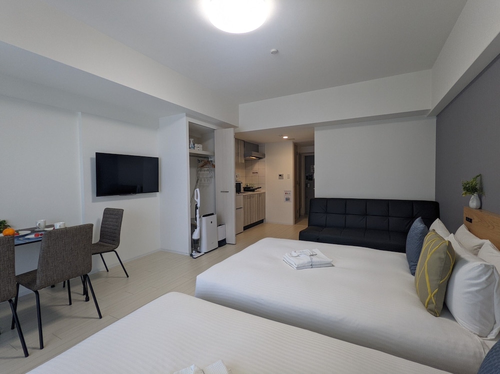 Eslead Hotel Namba South II 13/40
