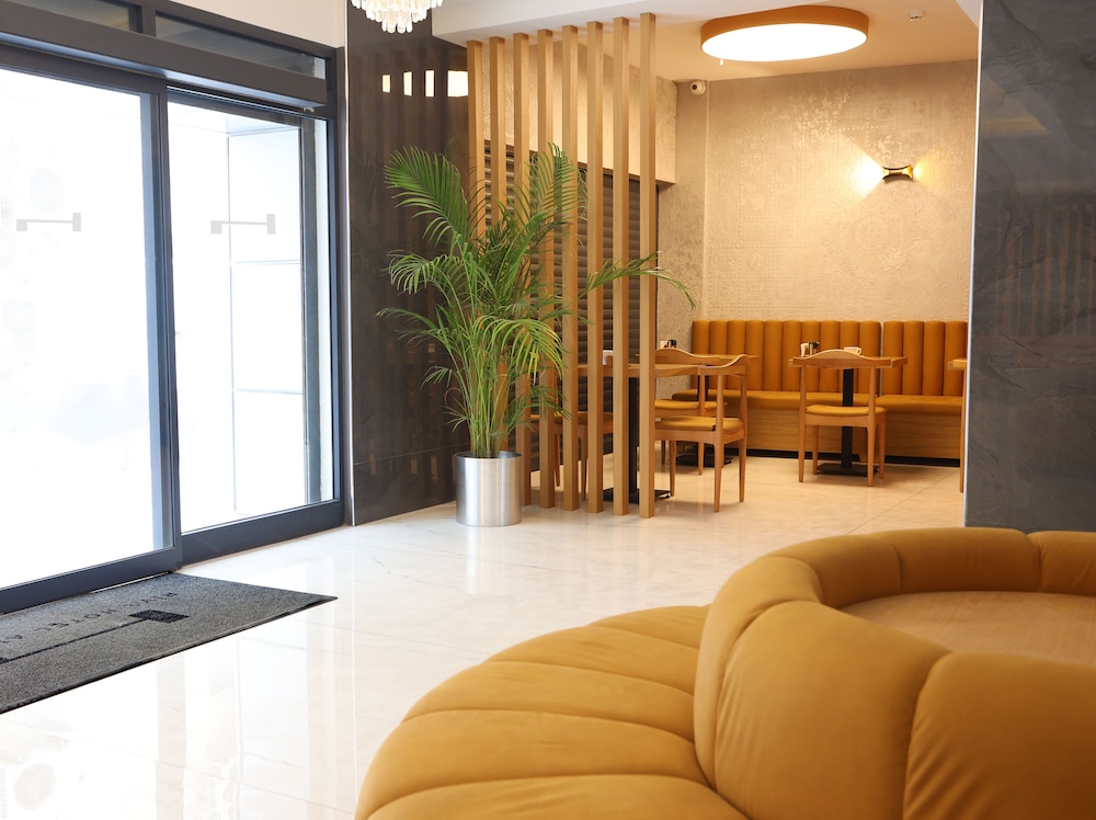 Riva Hotel Alsancak 31/47