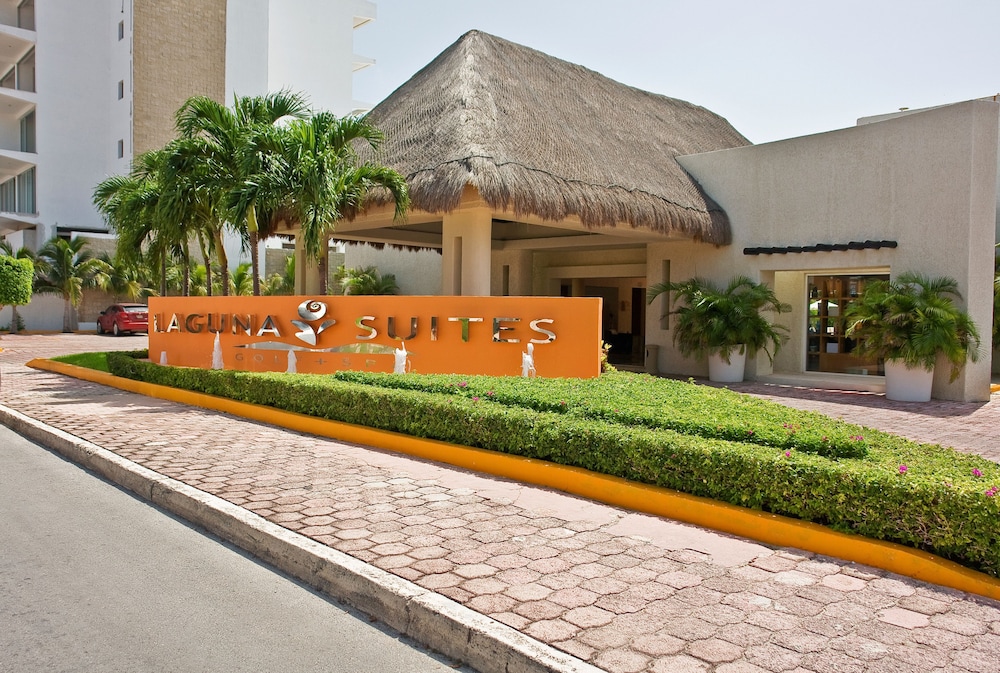 Laguna Suites Golf & Spa 47/50