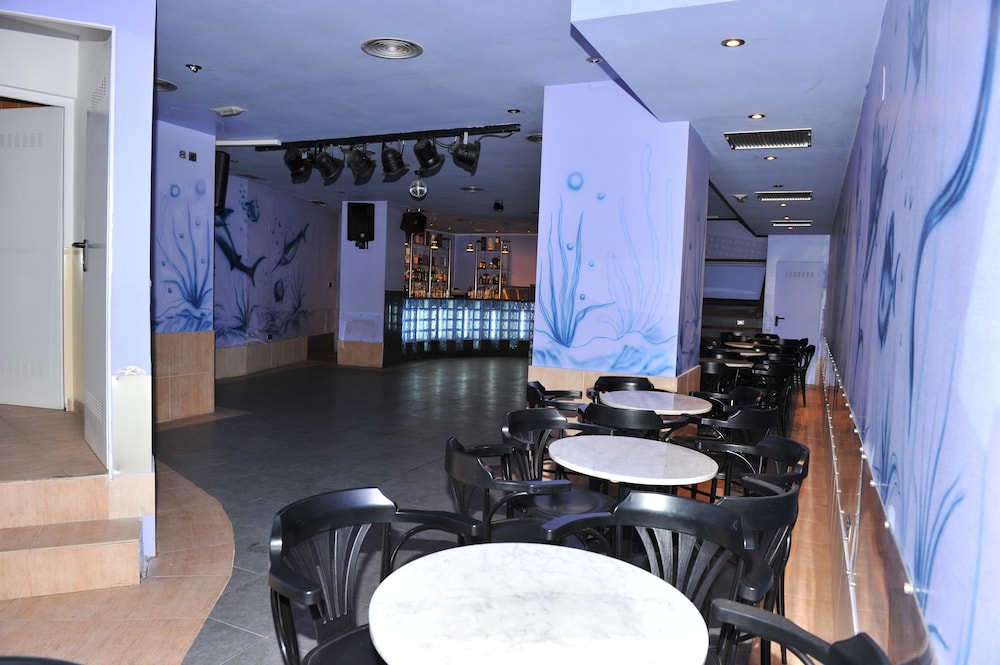 Hotel Alfar 6/36