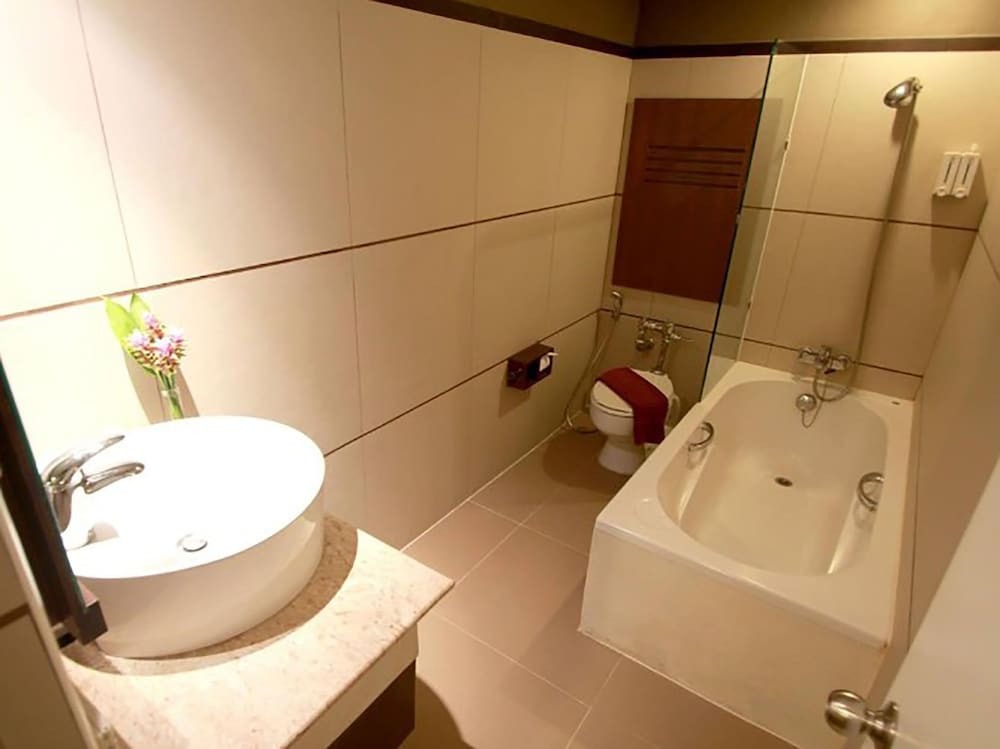 Hotel M Chiang Mai 33/35