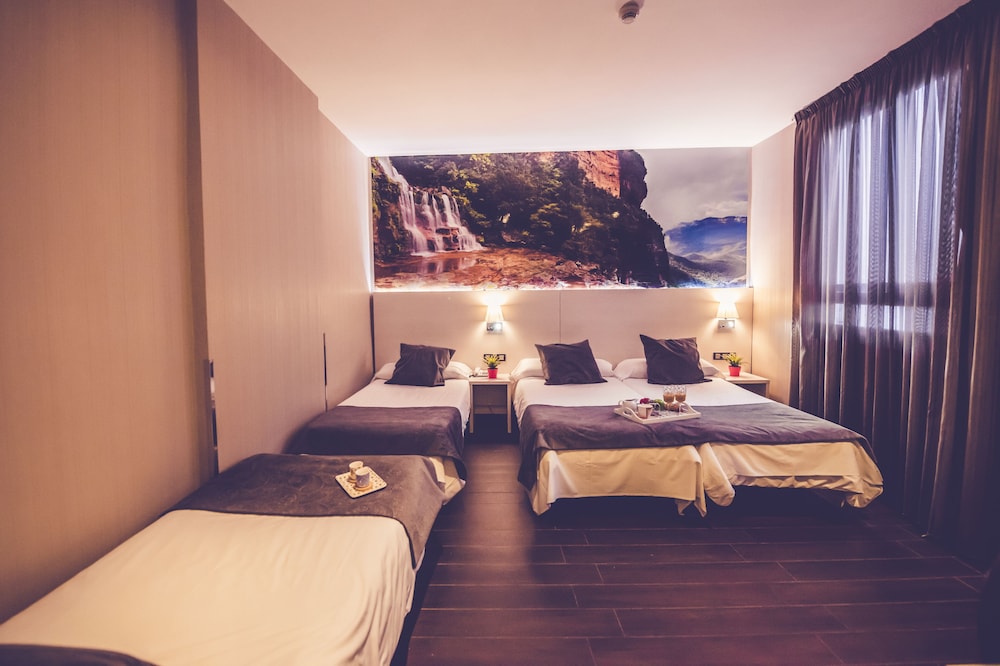 Hostal Prado 52/69