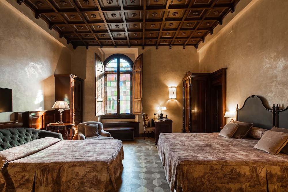 Grand Baglioni Hotel 26/77