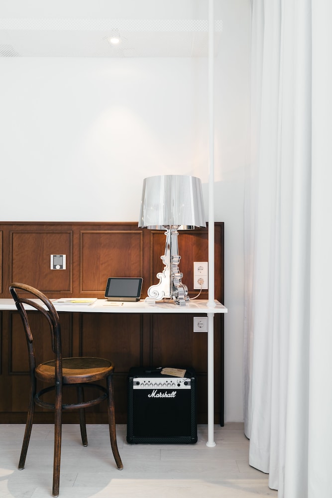 Ruby Lissi Hotel Vienna 83/86