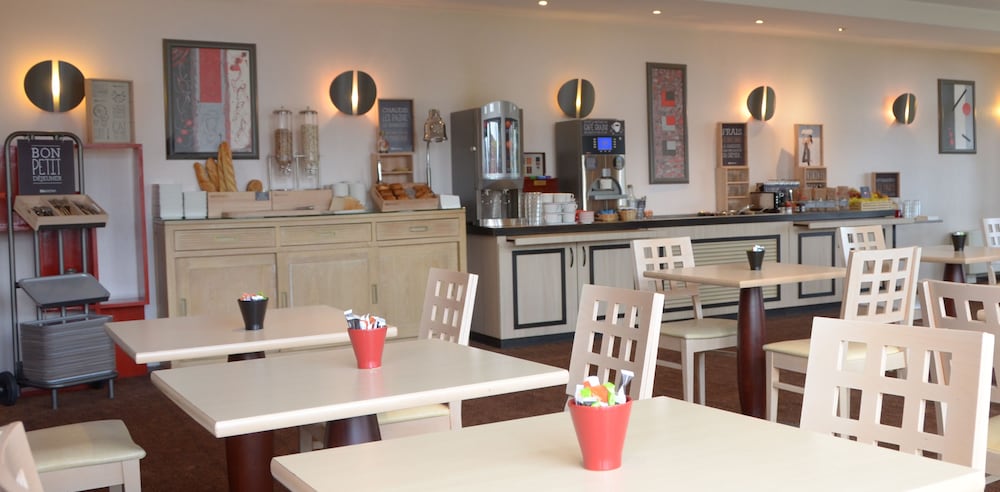 Ibis Nevers 47/63