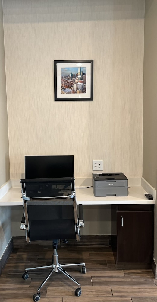 MainStay Suites Dallas Northwest - Irving 53/66