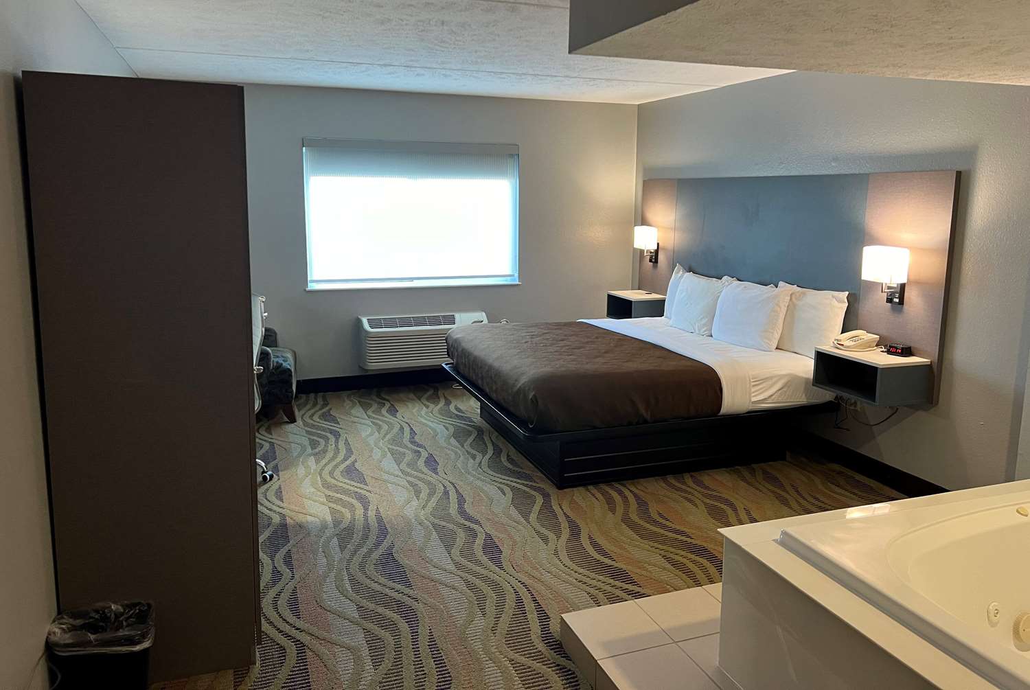 AmericInn by Wyndham Republic 10/31