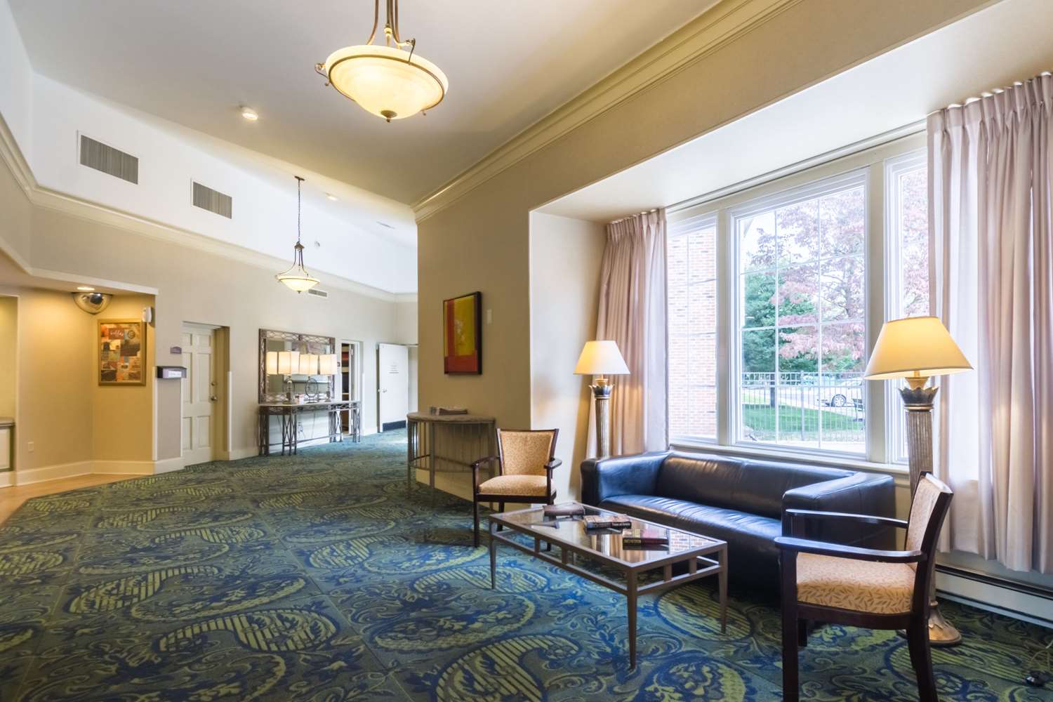 Quality Inn and Suites Conference Center West Chester 31/41