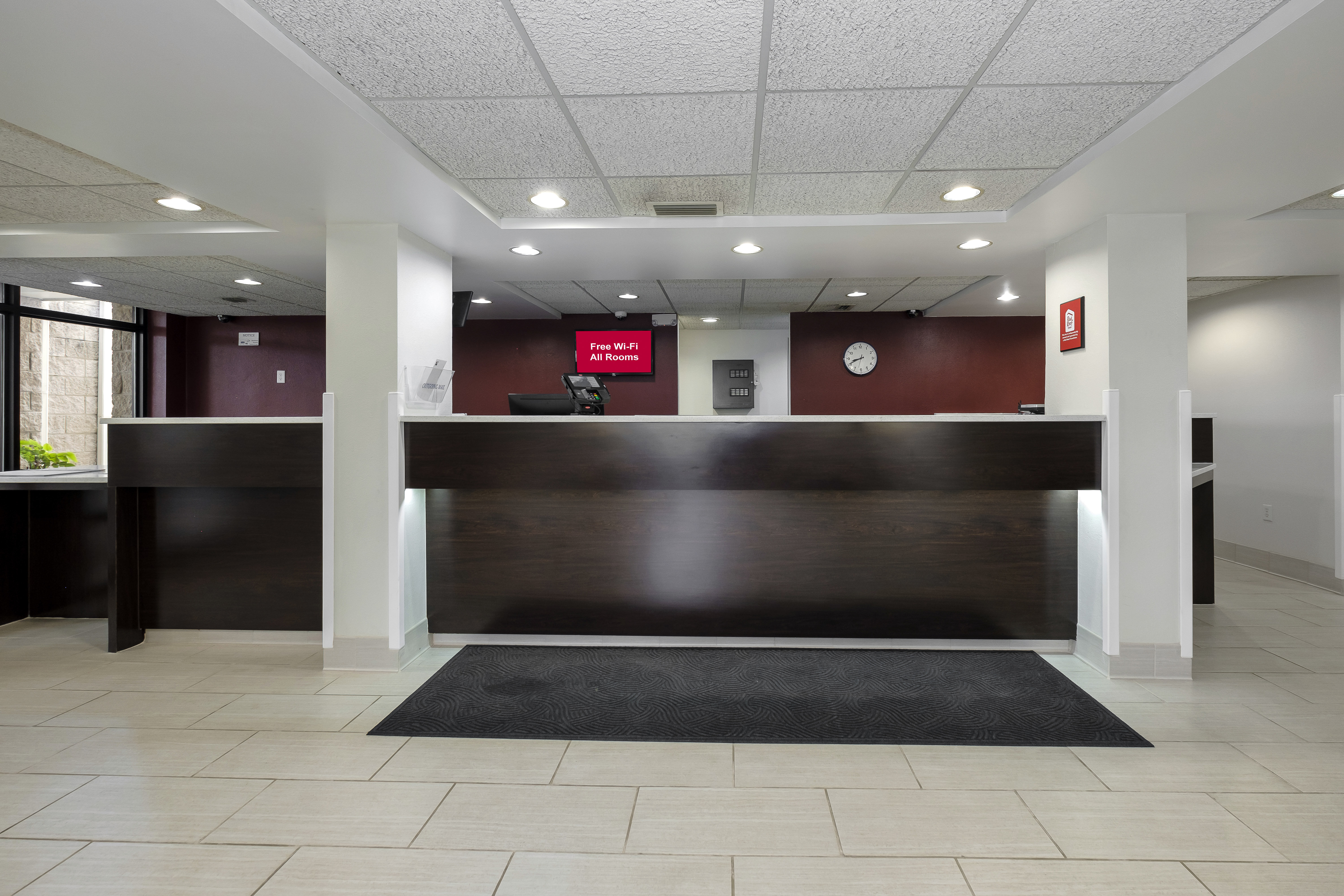 Red Roof Inn Gadsden 4/10