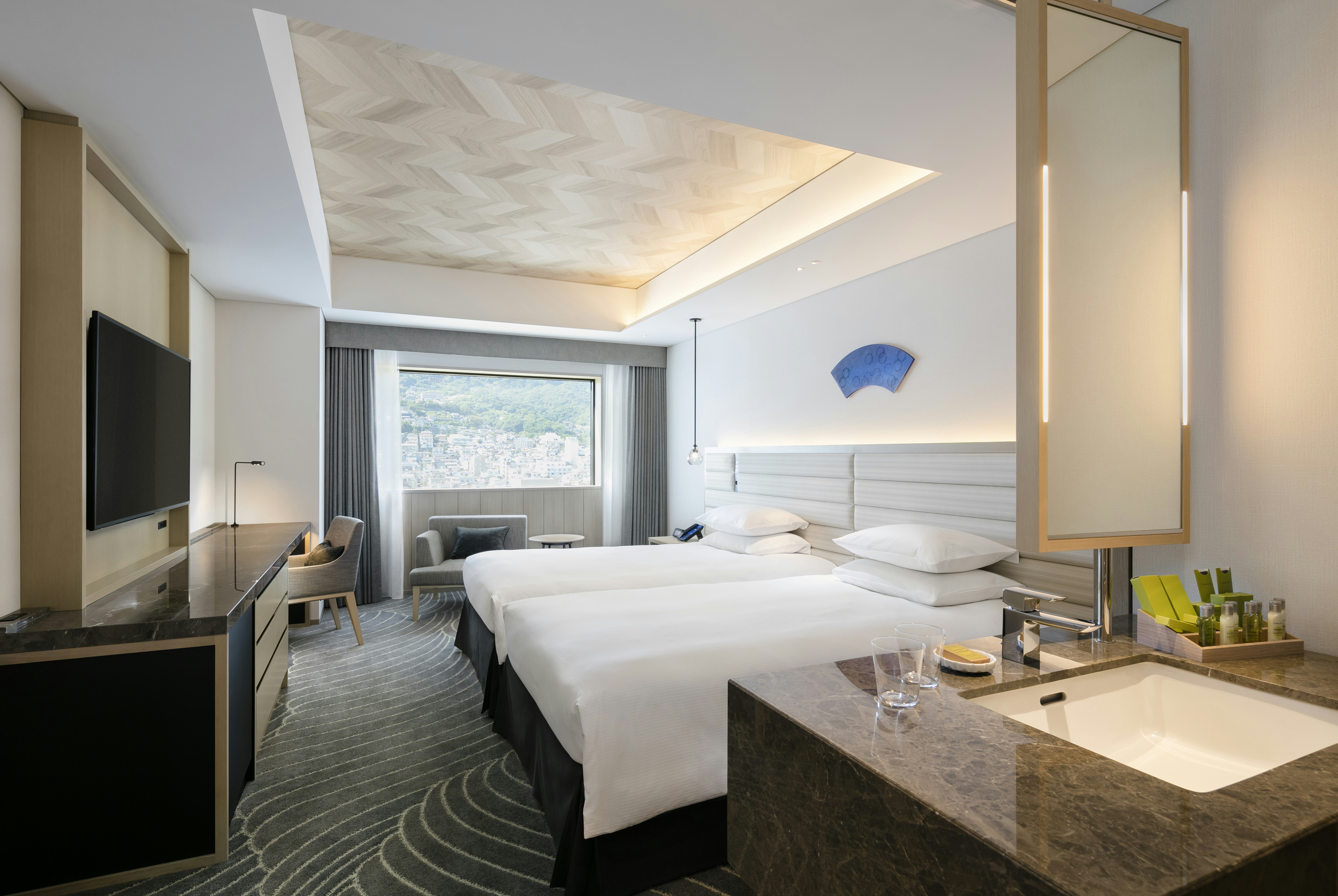 Deluxe, Twin Beds