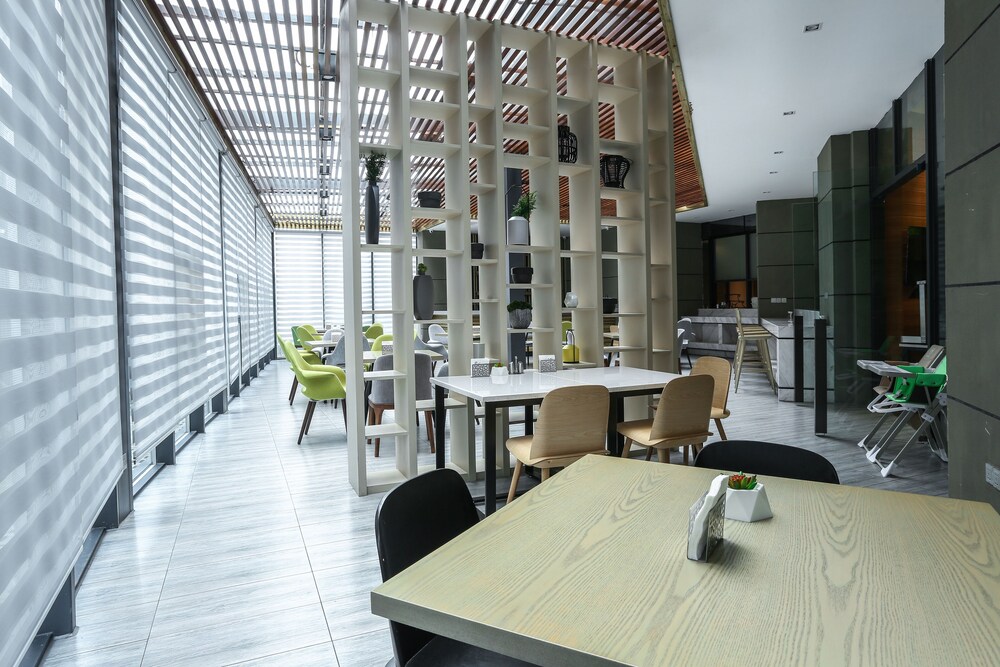 Atour S Hotel (Chengdu Chunxi) 26/40