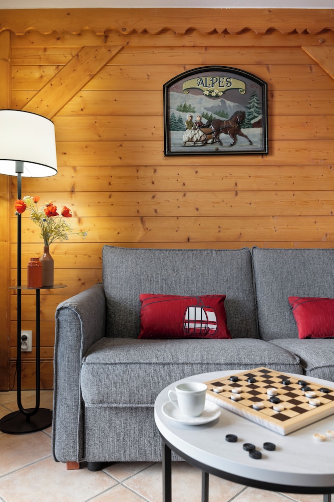 RES.PIERRE & VAC. PREMIUM LES FERMES DE MERIBEL 34/48