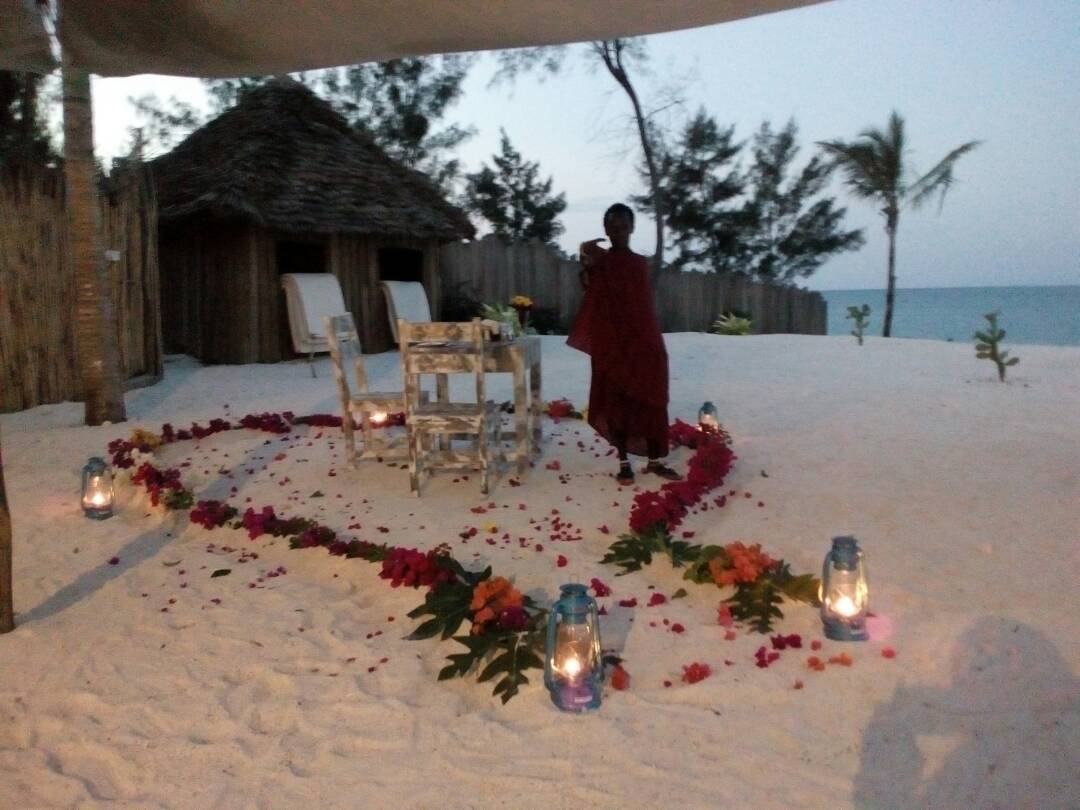 Zanbluu Beach Hotel 34/40