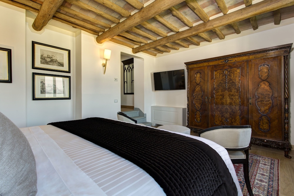 VILLA LE CALVANE 11/50