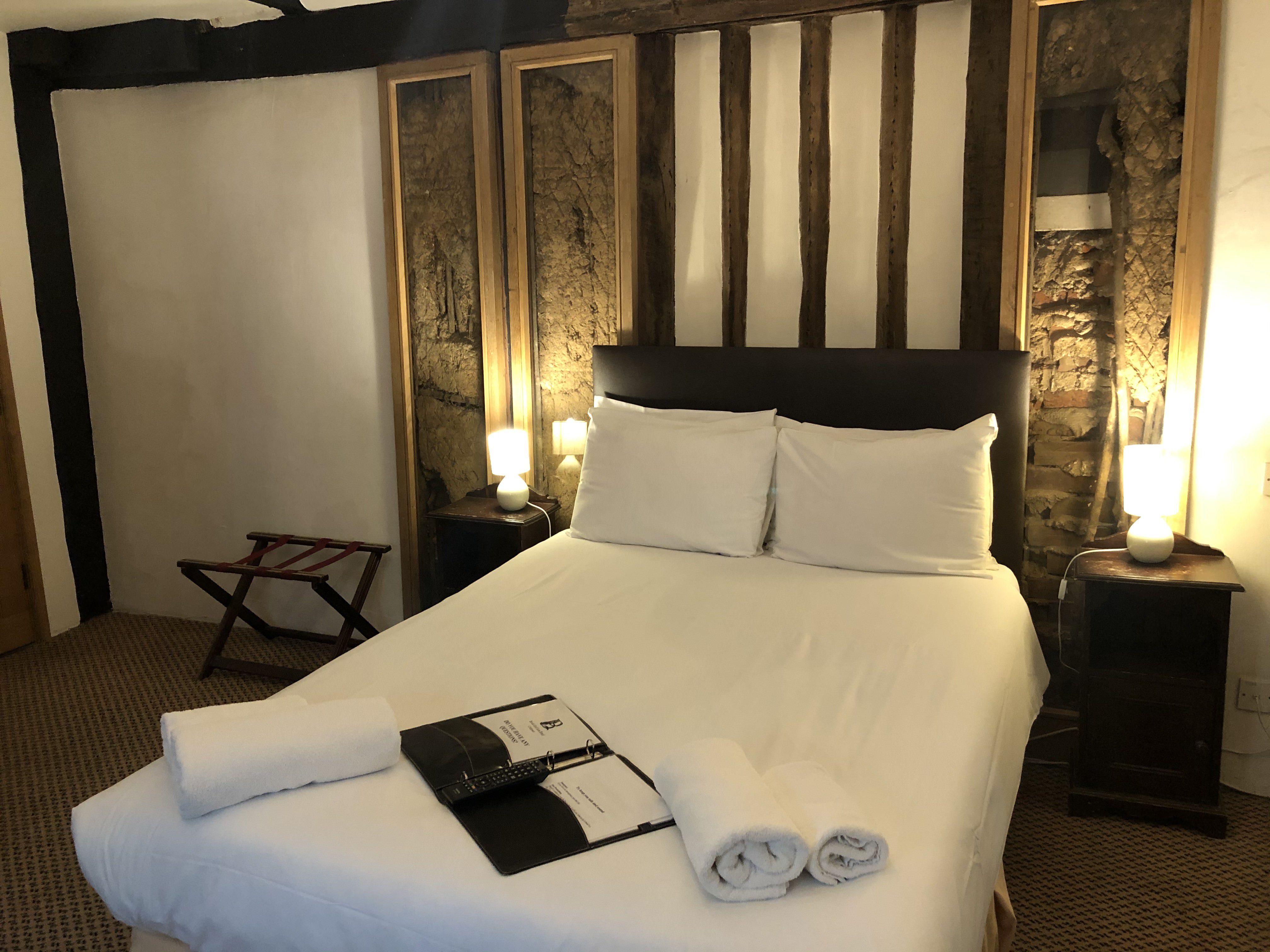 Brook Red Lion Hotel 29/49