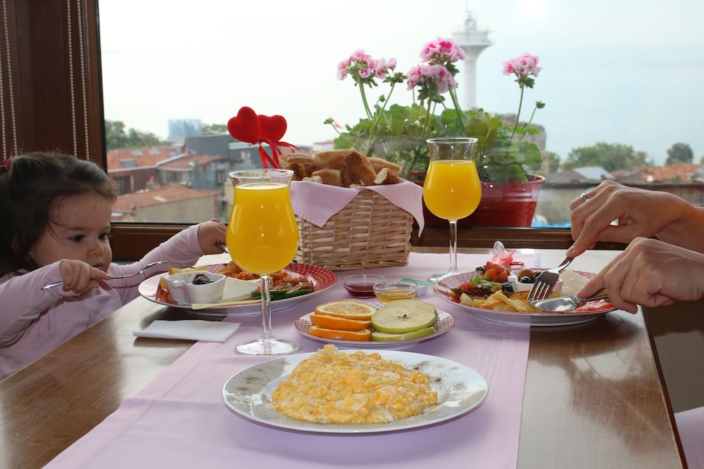 Emine Sultan Hotel 46/59