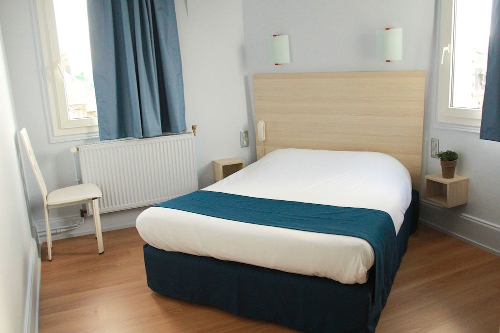 ROOM, SINGLE