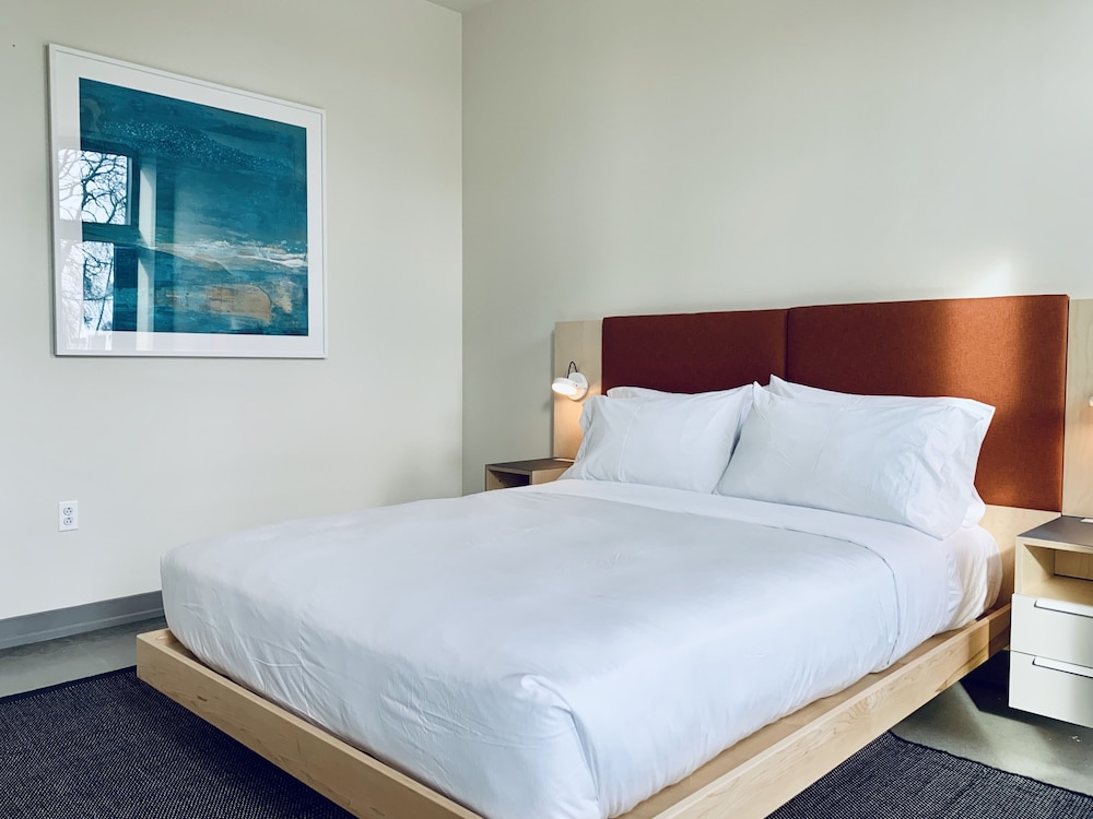 BentoLiving Chestnut Hill 17/77