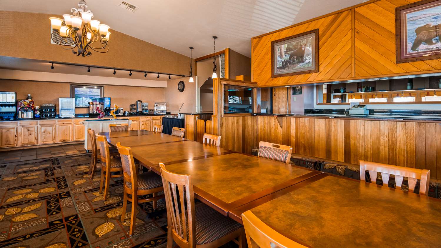 Best Western Bidarka Inn 20/43