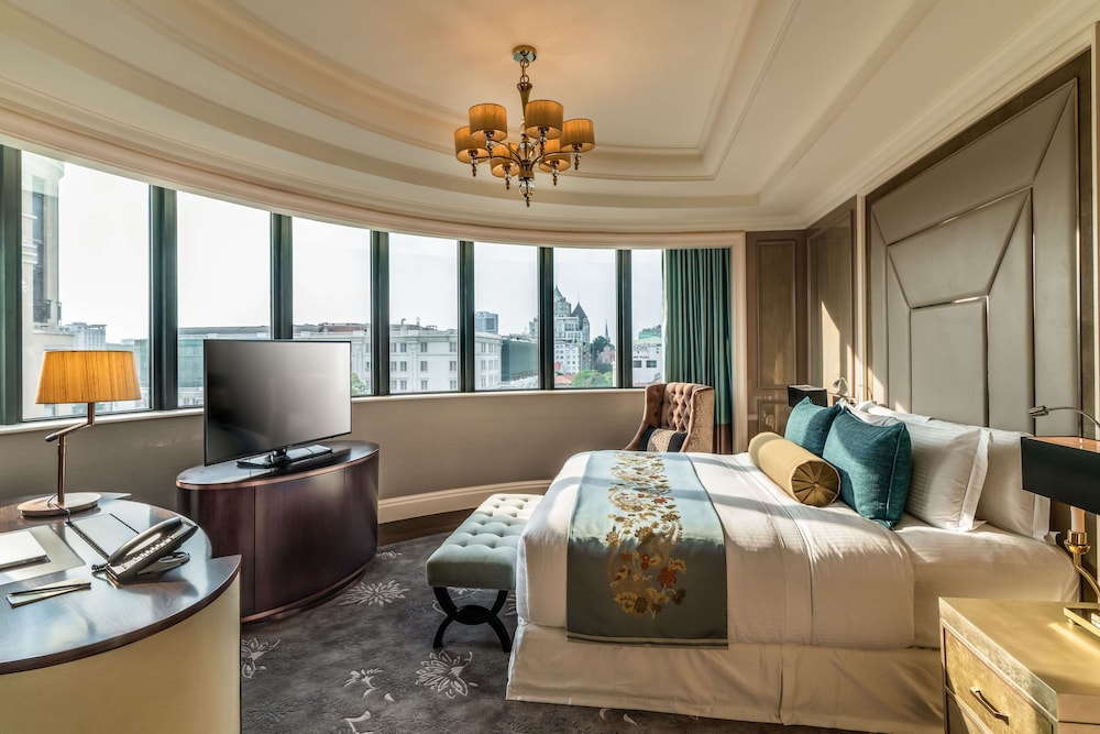 Caravelle Hotel Saigon 35/80