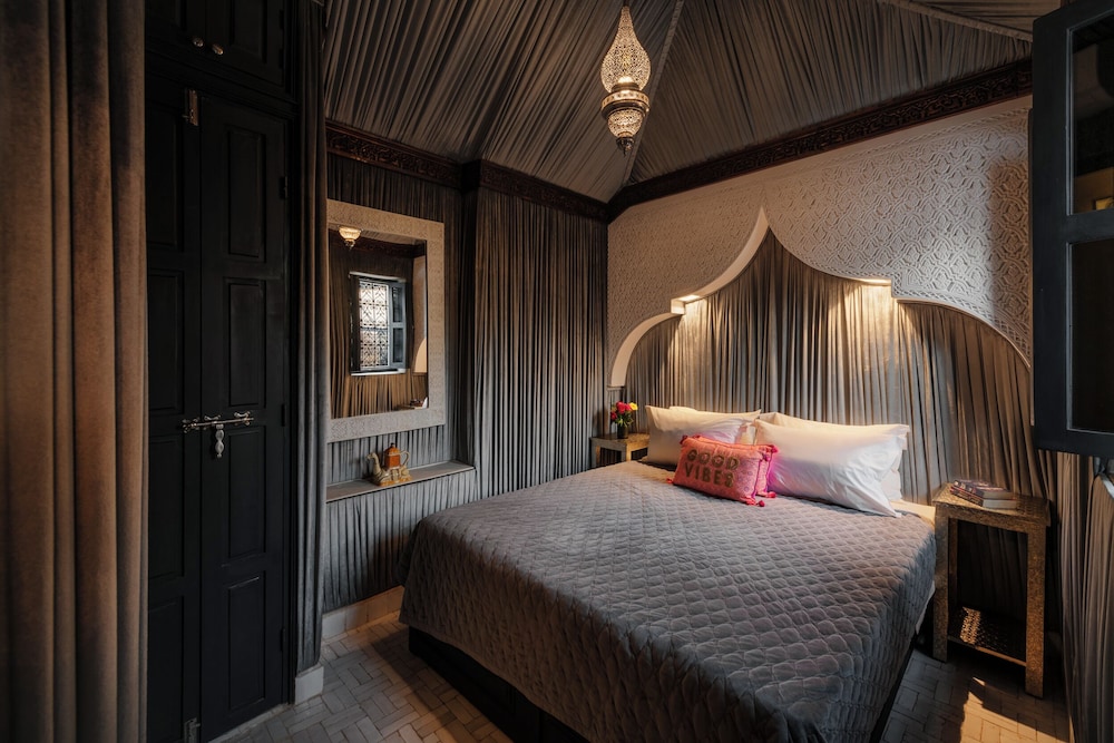 Riad Star 11/50