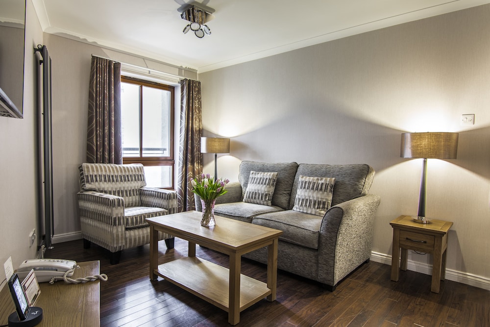 The Knight Residence by Mansley Serviced Apartments 33/46