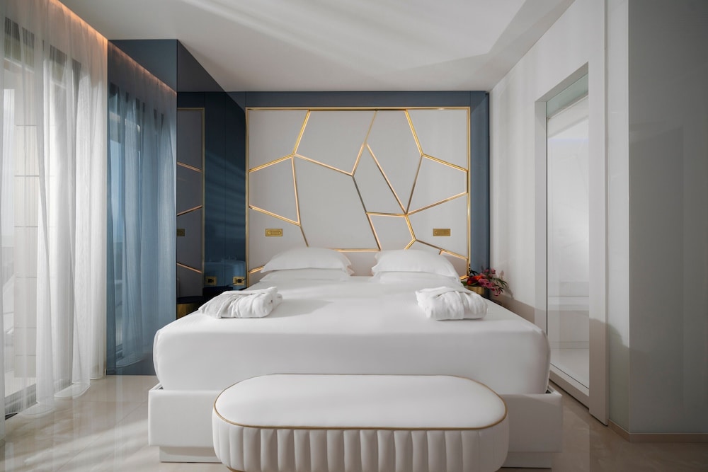 The Promenade Luxury Wellness Hotel 33/68