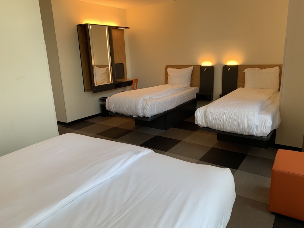 Accessible Family Quadruple Room