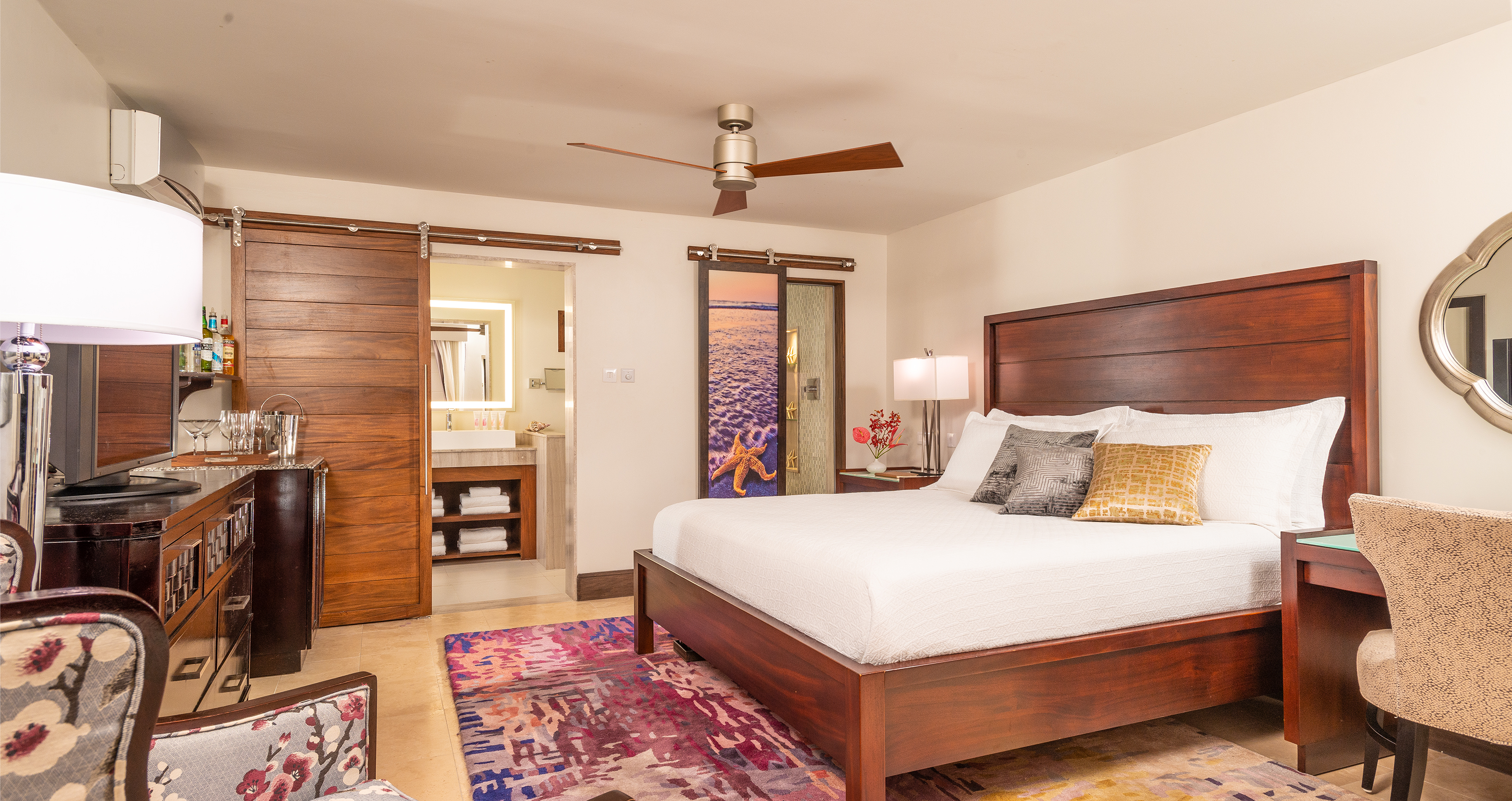Grand, Tranquility, Walkout, Luxury, Patio, Bathtub, Club Floor
