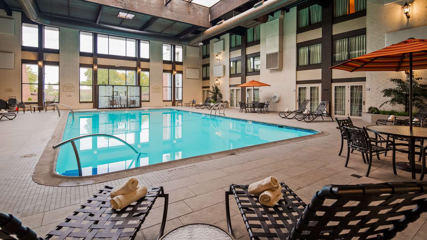 Best Western Premier The Central Hotel & Conference Center 25/48