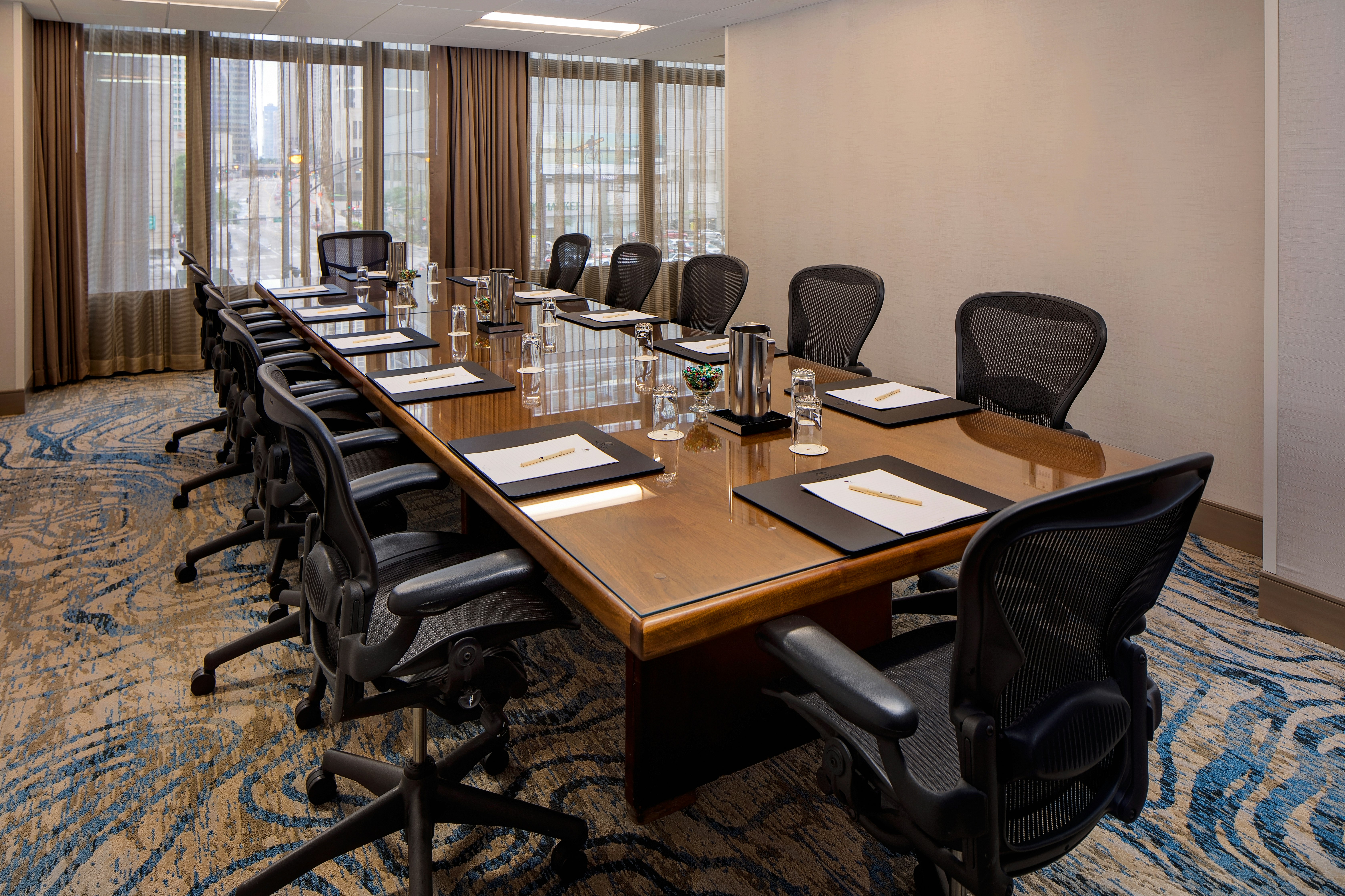 DoubleTree by Hilton Hotel Chicago Magnificent Mile 67/79