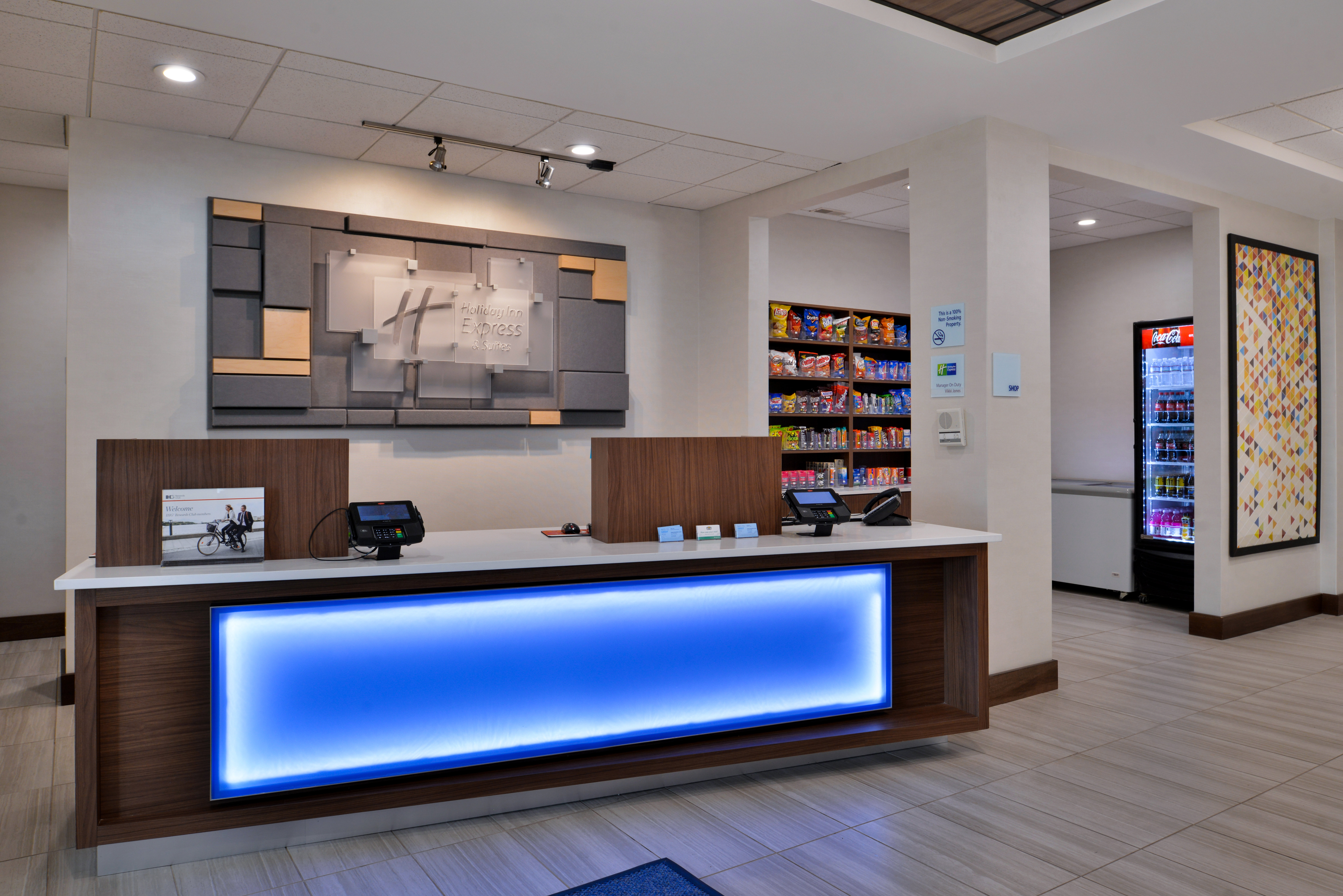 Holiday Inn Express Suites Cincinnati Mason 10/49