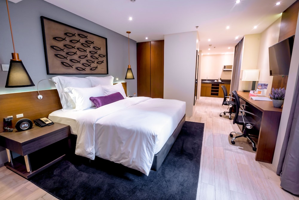 Room at Coro Hotel, MAKATI