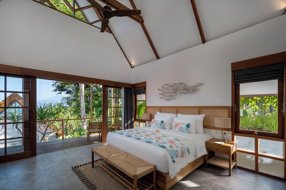 Deep Roots Dive & Yoga Resort 17/50