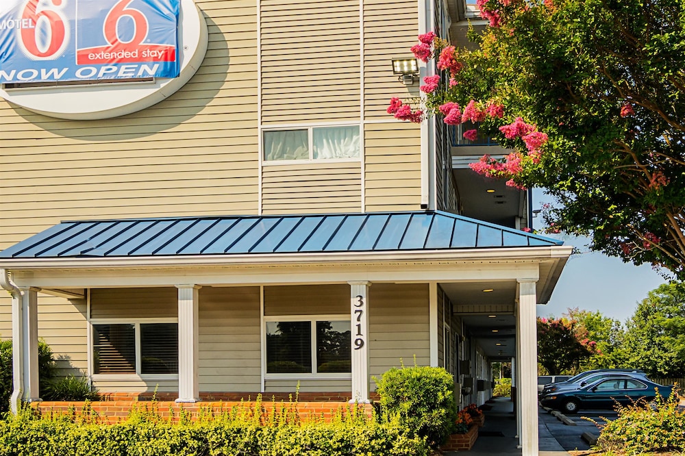 Motel6 Fayetteville, NC - Fort Liberty Area 6/59