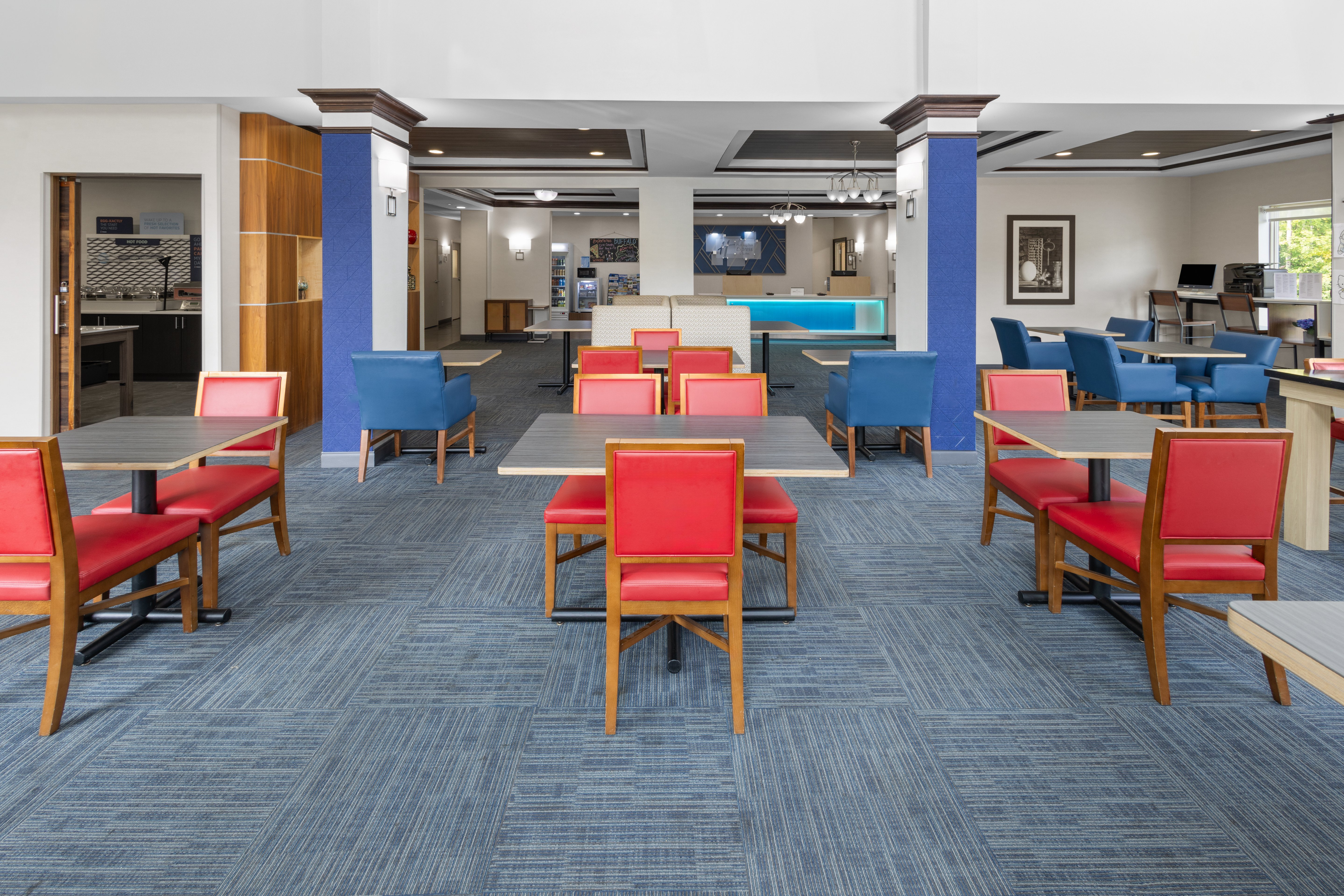 Holiday Inn Express Hotel & Suites Hamburg 40/47