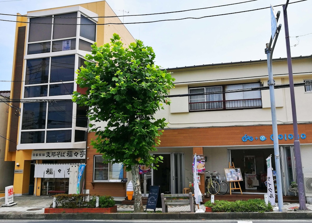 Japanese Condominium Uno 2/39